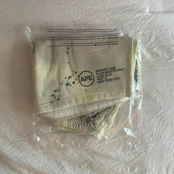 APE FEST BAYC Swamp Spray Sweat Shorts - Picture 2 of 4